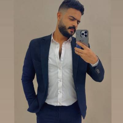 Essam