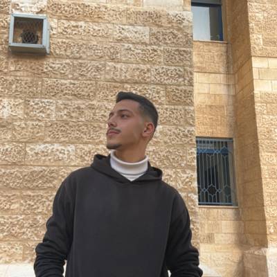 Yazan