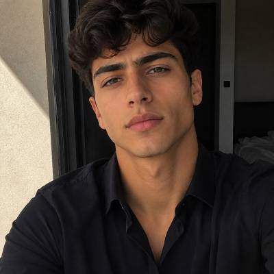 علي