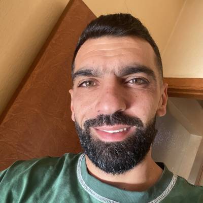 Ali