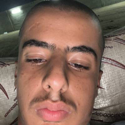 علي