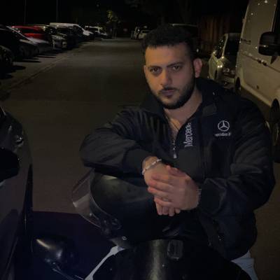 Ali