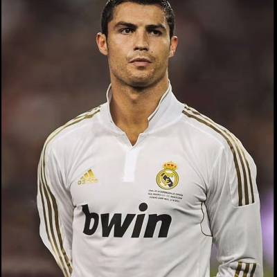 علي