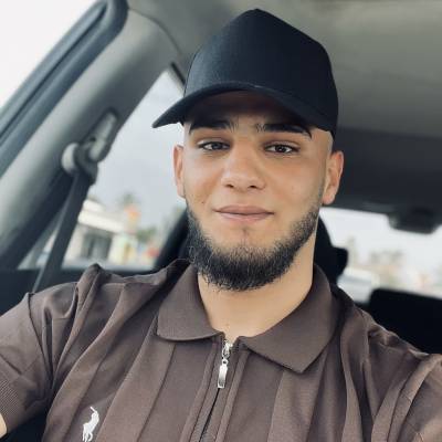 علي